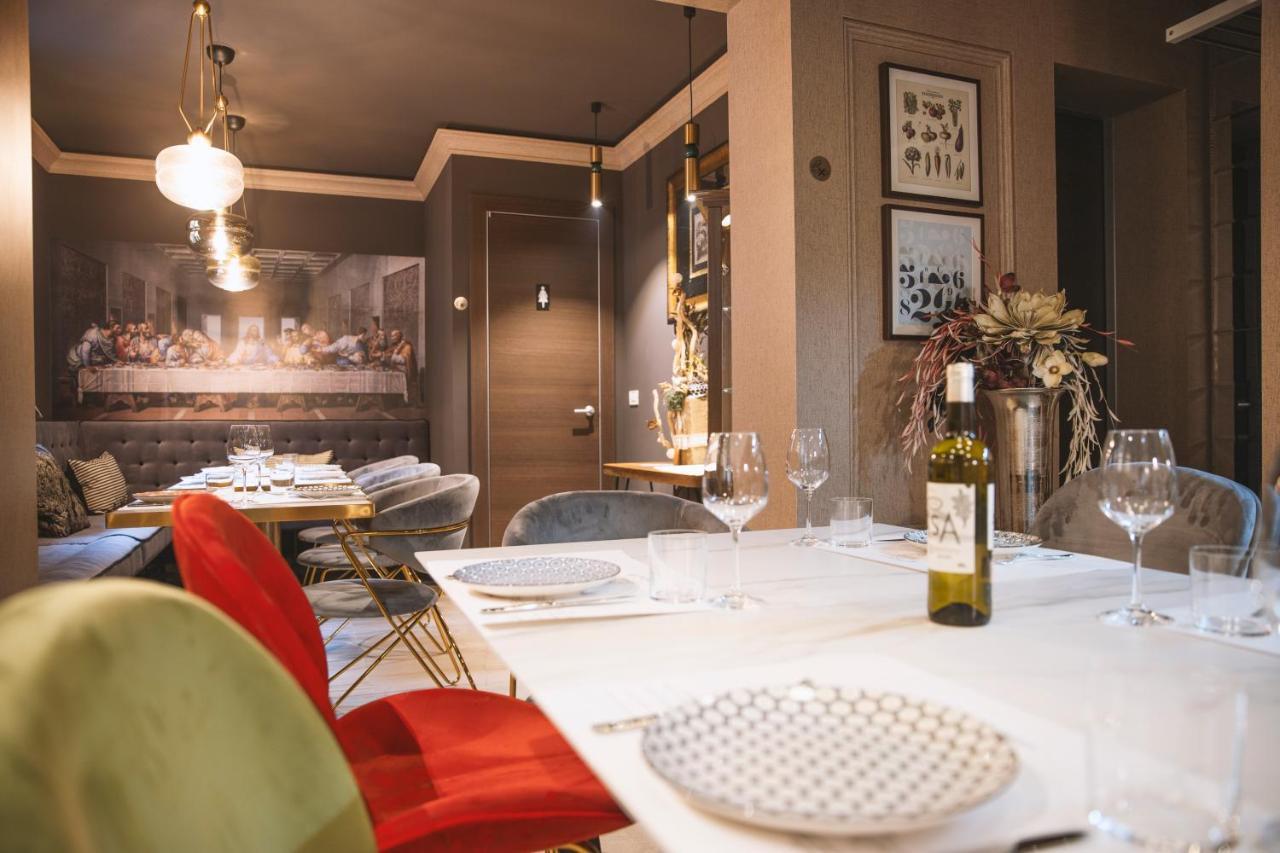 Eclat Luxury Hotel Belgrád Kültér fotó